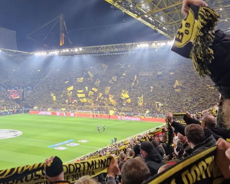Dortmund récompense les fans qui n'utilisent pas leur téléphone au stade !