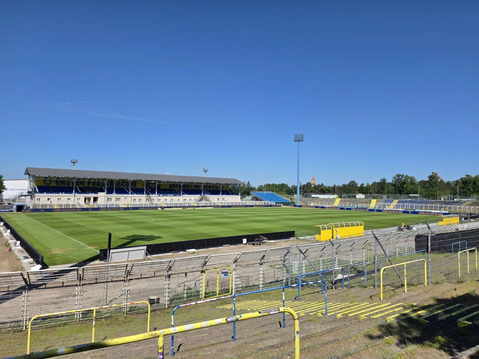 Bruno Plache Stadion 1