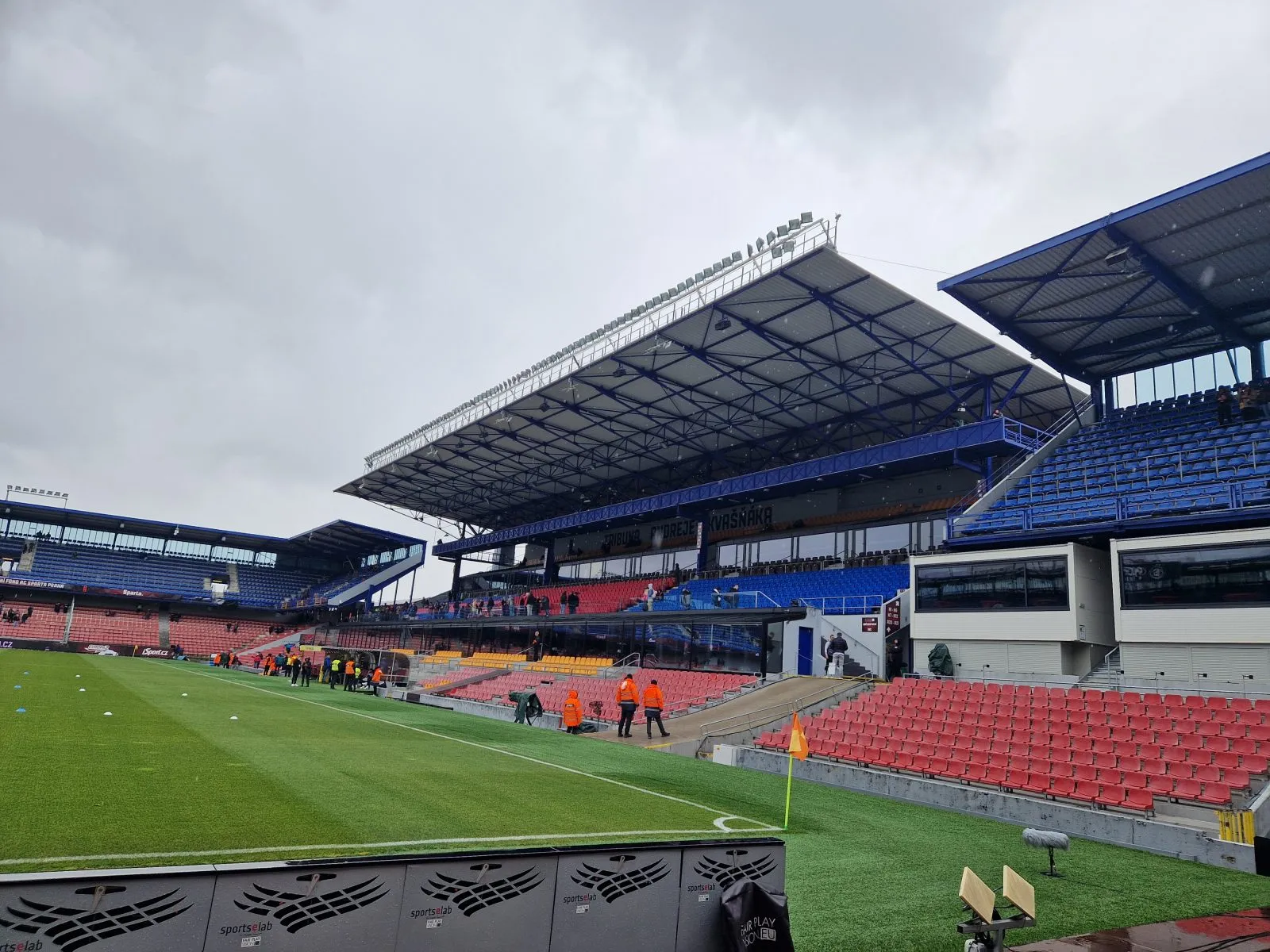 ePet Arena (Generali Arena / Stade Letná) 3