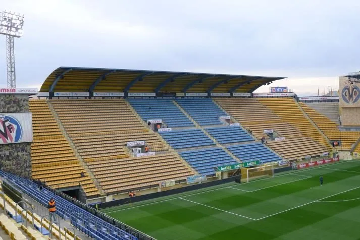 Estadio de la Cerámica 1