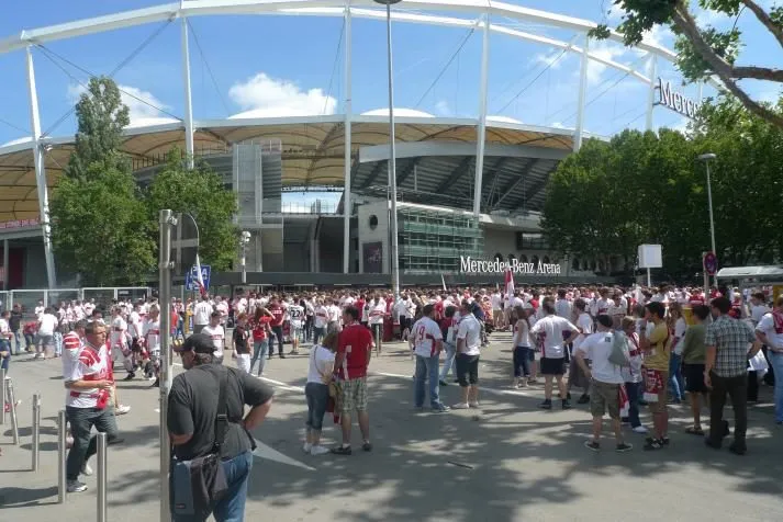 Mercedes-Benz Arena (Uber Arena) 1