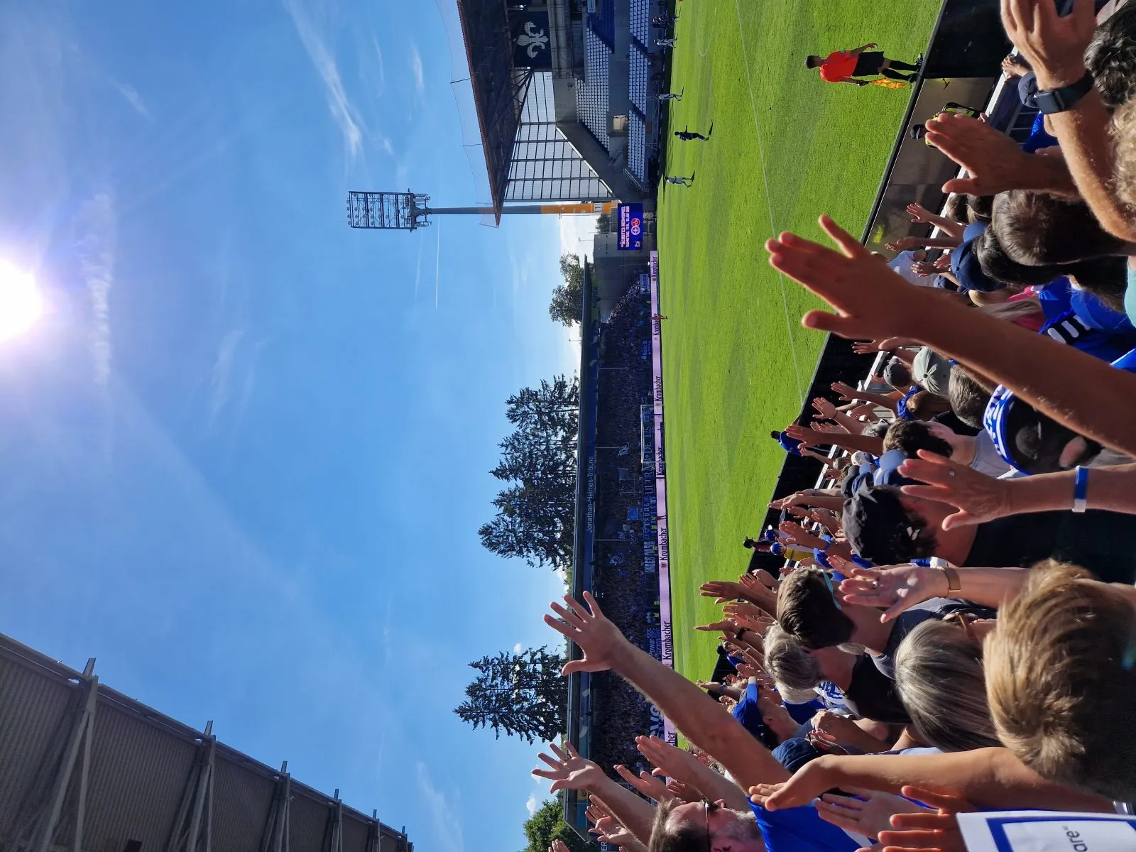 Merck-Stadion am Böllenfalltor 1