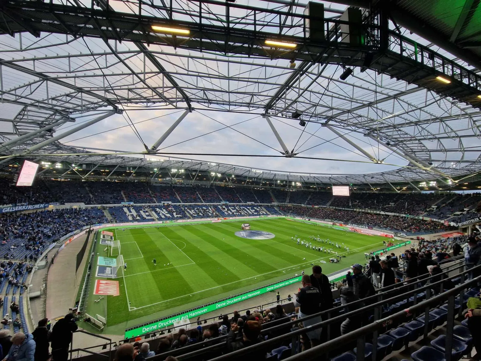 Heinz von Heiden Arena 1
