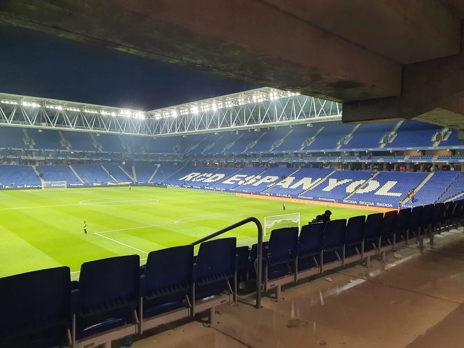 Stage Front Stadium (Cornellà - El Prat / RCDE Stadium) 3
