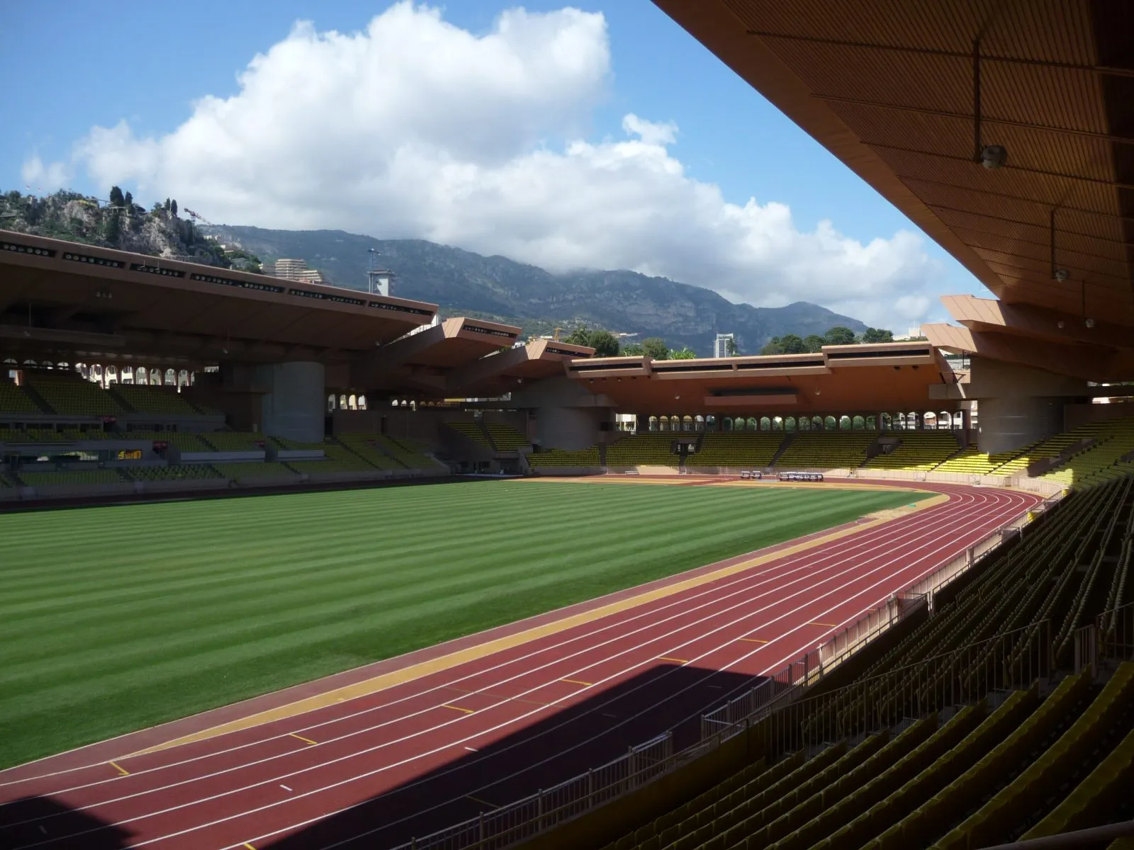 Stade Louis II 2